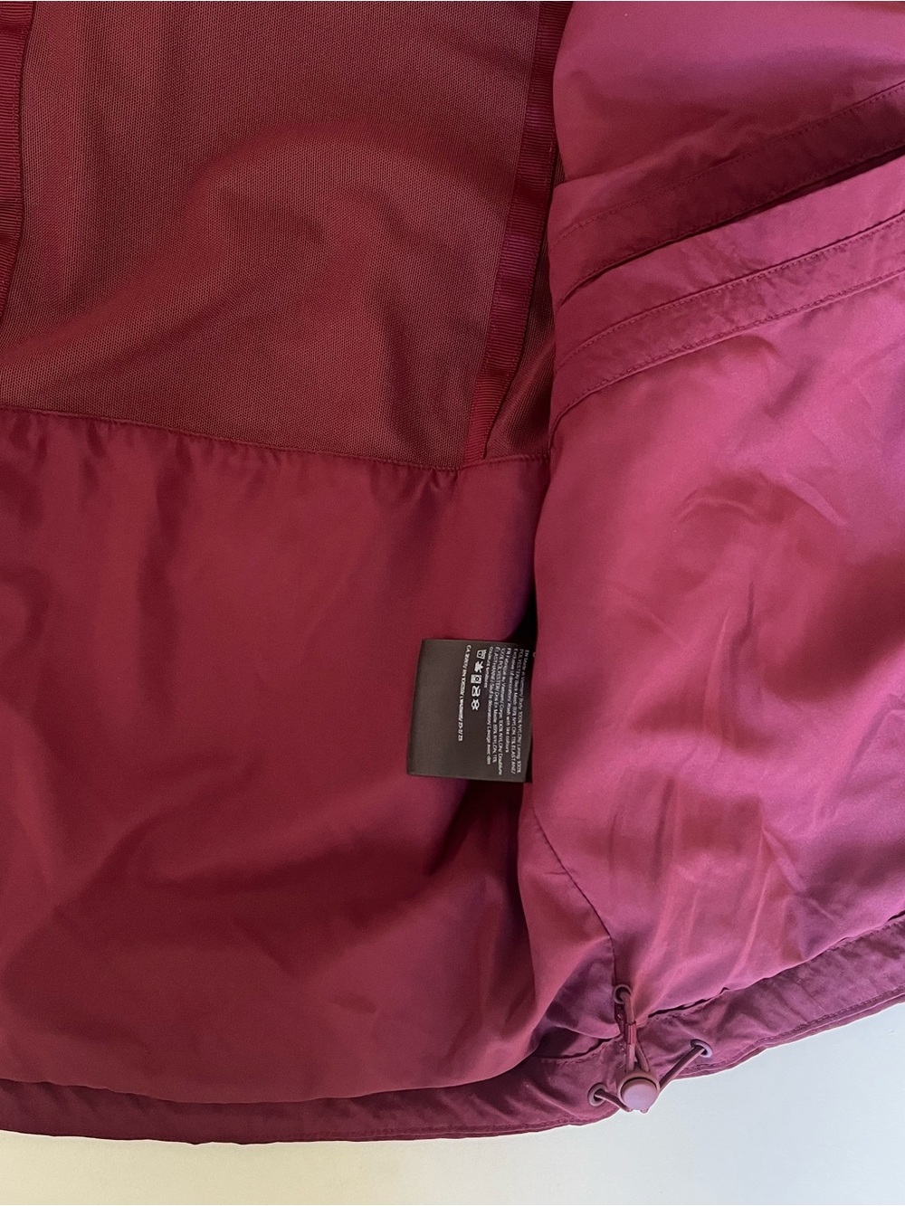 Lululemon Always Effortless Jacket Size 6 Wine Berry - Picture 13 of 14
